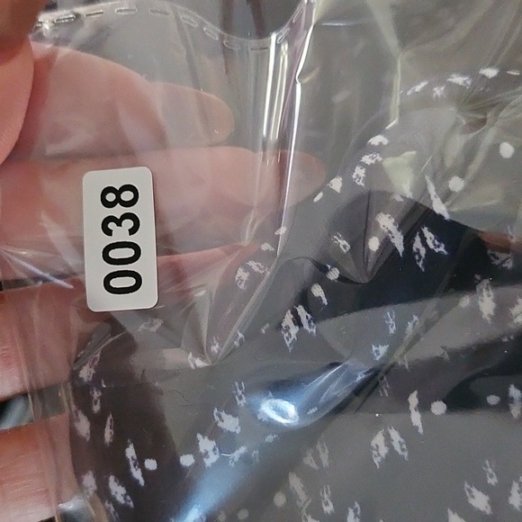 Athleta Women's Navy Taza Kaimana Ruched Bikini Top Size 34BC. - Picture 10 of 10